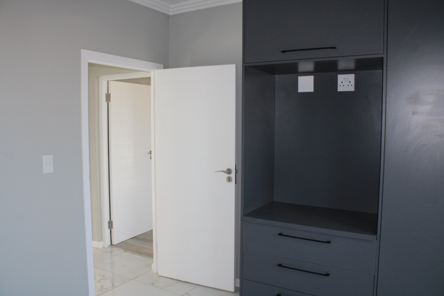 4 Bedroom Property for Sale in Kidds Beach Eastern Cape
